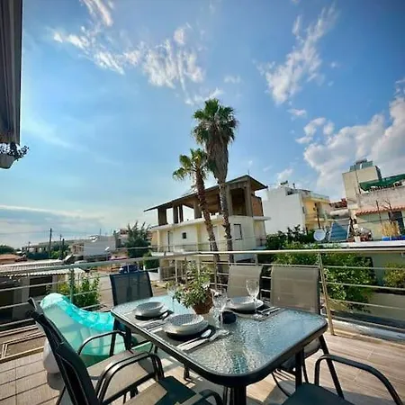 Red Harmony By The Sea Pool And Balcony Apartment Kalamata Exterior photo